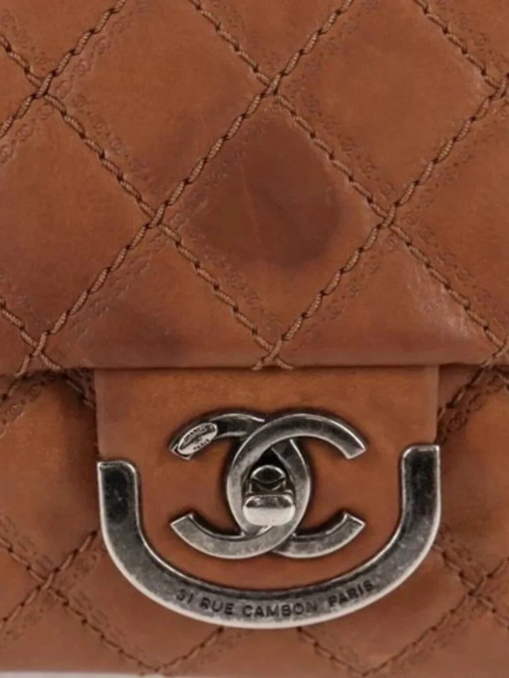 CHANEL Matelasse 25 Chain Shoulder Bag Leather Brown Silver CC Auth 134215